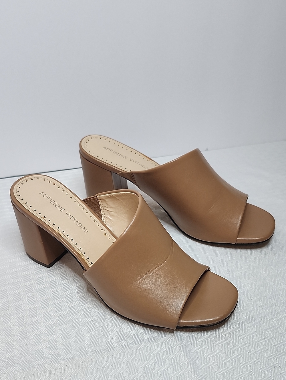 Adrienne Vittadini Tan Mule Sandals Heels